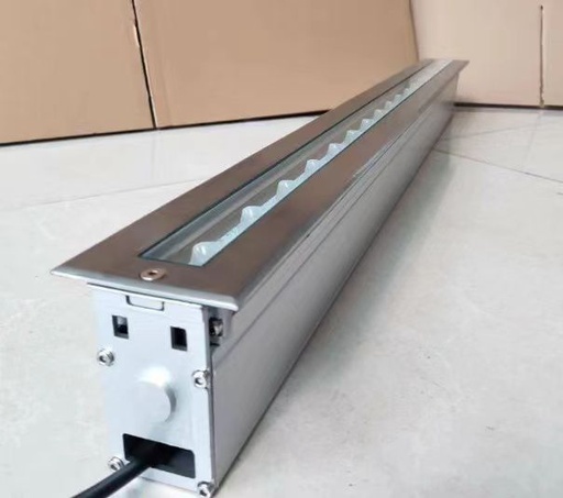 Material stainless steel cover with glass. Aluminum   1000×80×90mm bo21×2w    4000K Cable length 1m Input:220V-240V Ip67